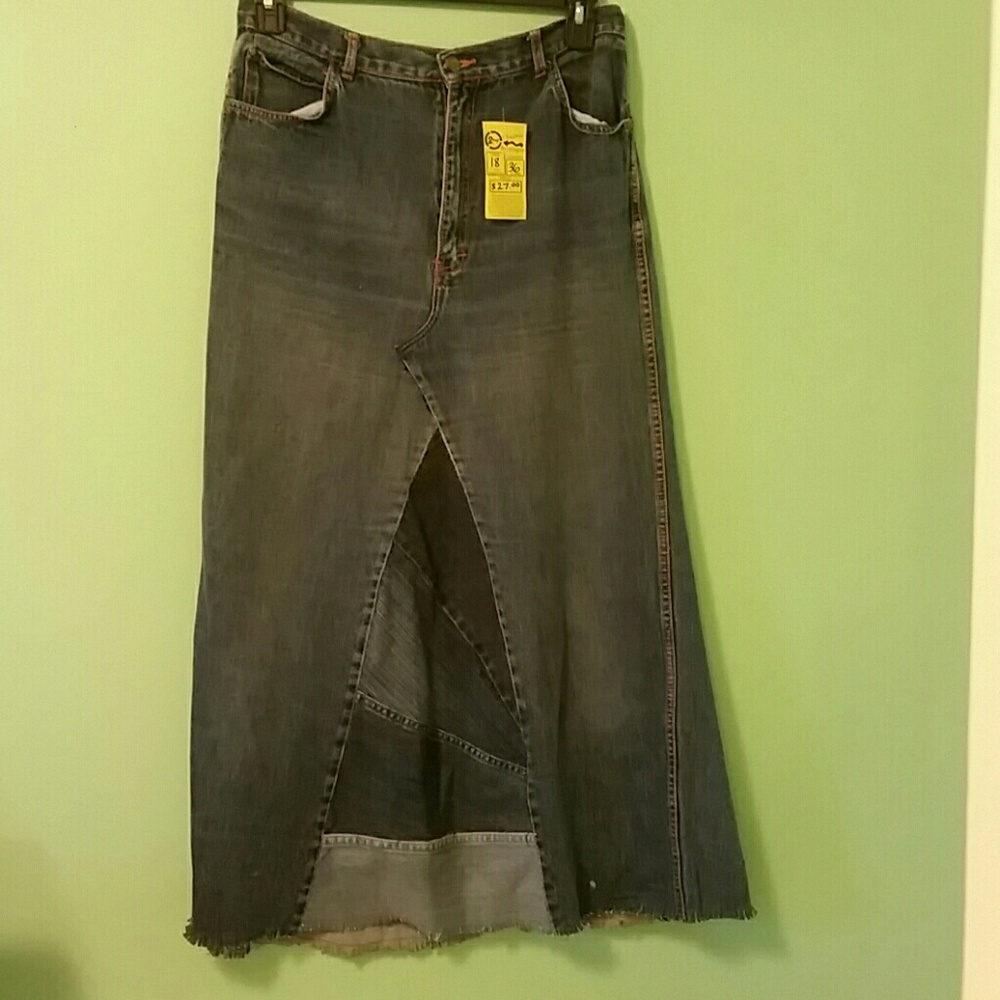 Size 18 jean skirt.